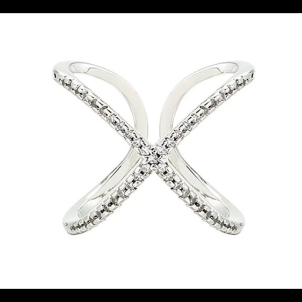Ashylnn Avenue Ring